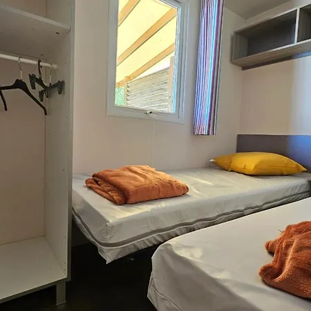 Dom wakacyjny 26 M² Avec Piscine *